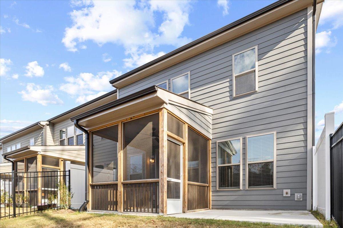 2208 Bohan Court Property Photo 17