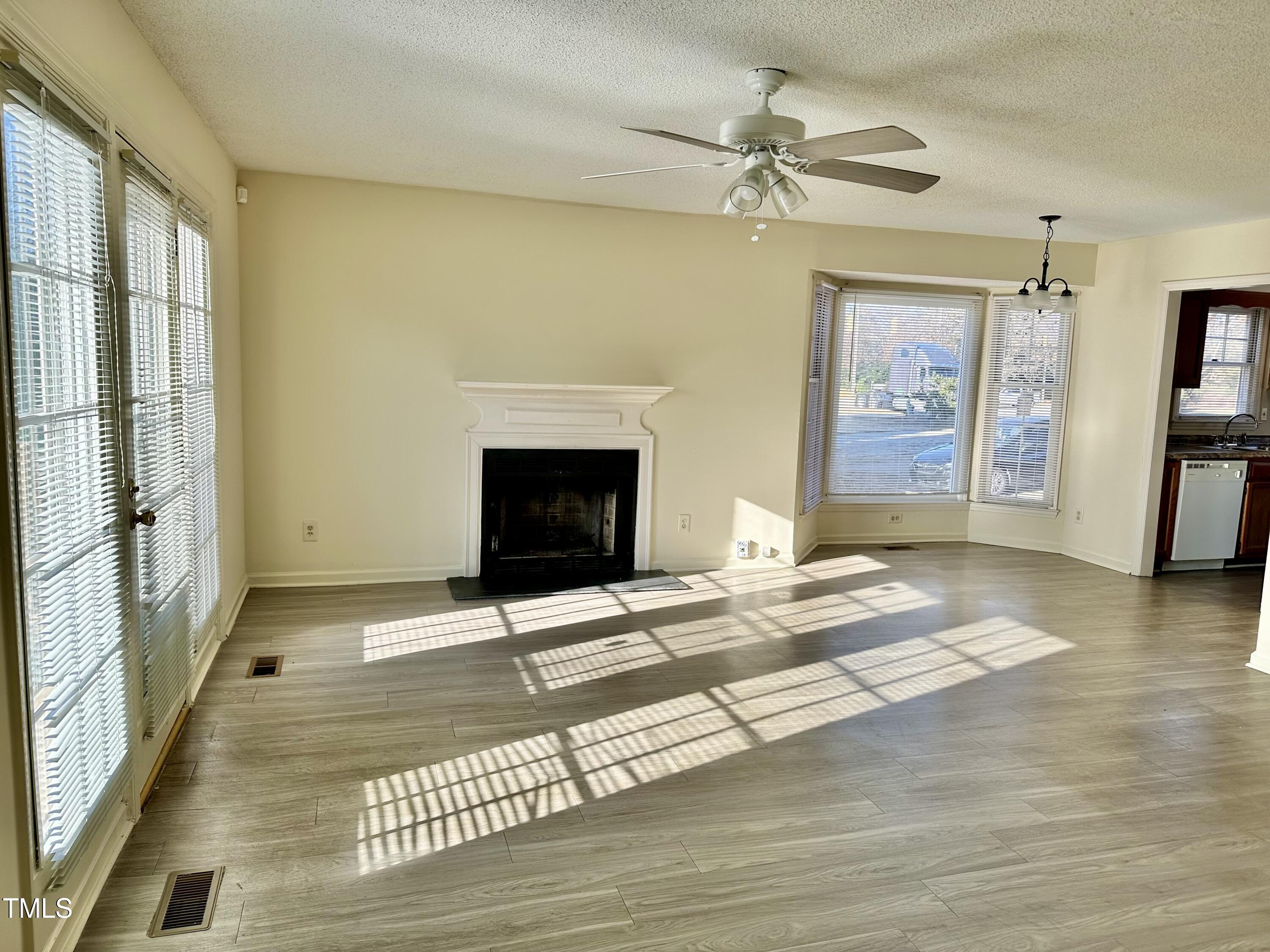 8029 Perry Creek Road # 8031 Property Photo 9
