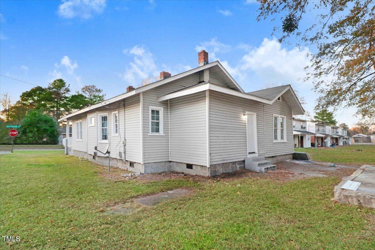 923 Belvedere Street Property Photo 3