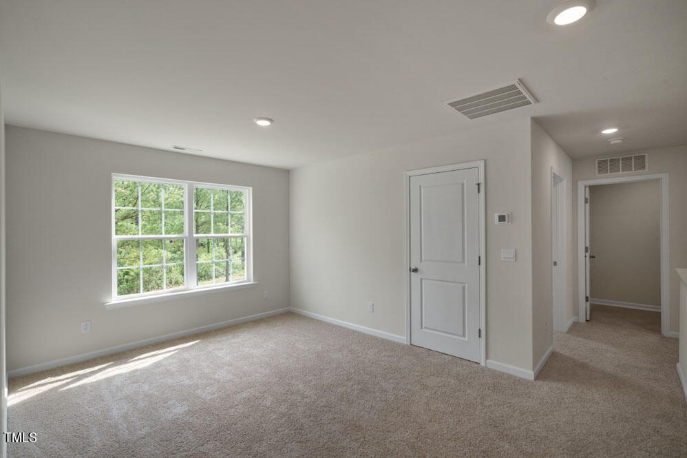 1136 Middlecrest Drive Property Photo 18