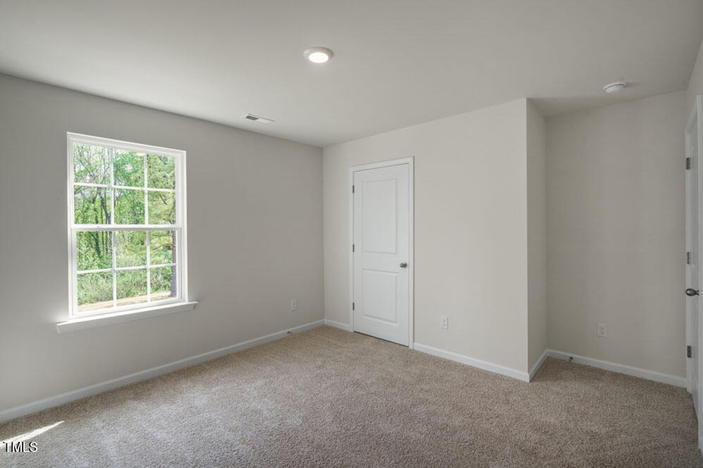 1136 Middlecrest Drive Property Photo 21