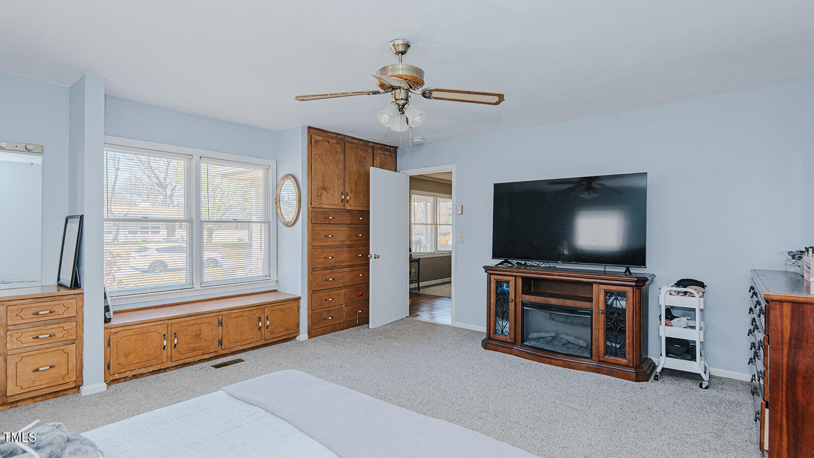 2434 Orice Street Property Photo 30