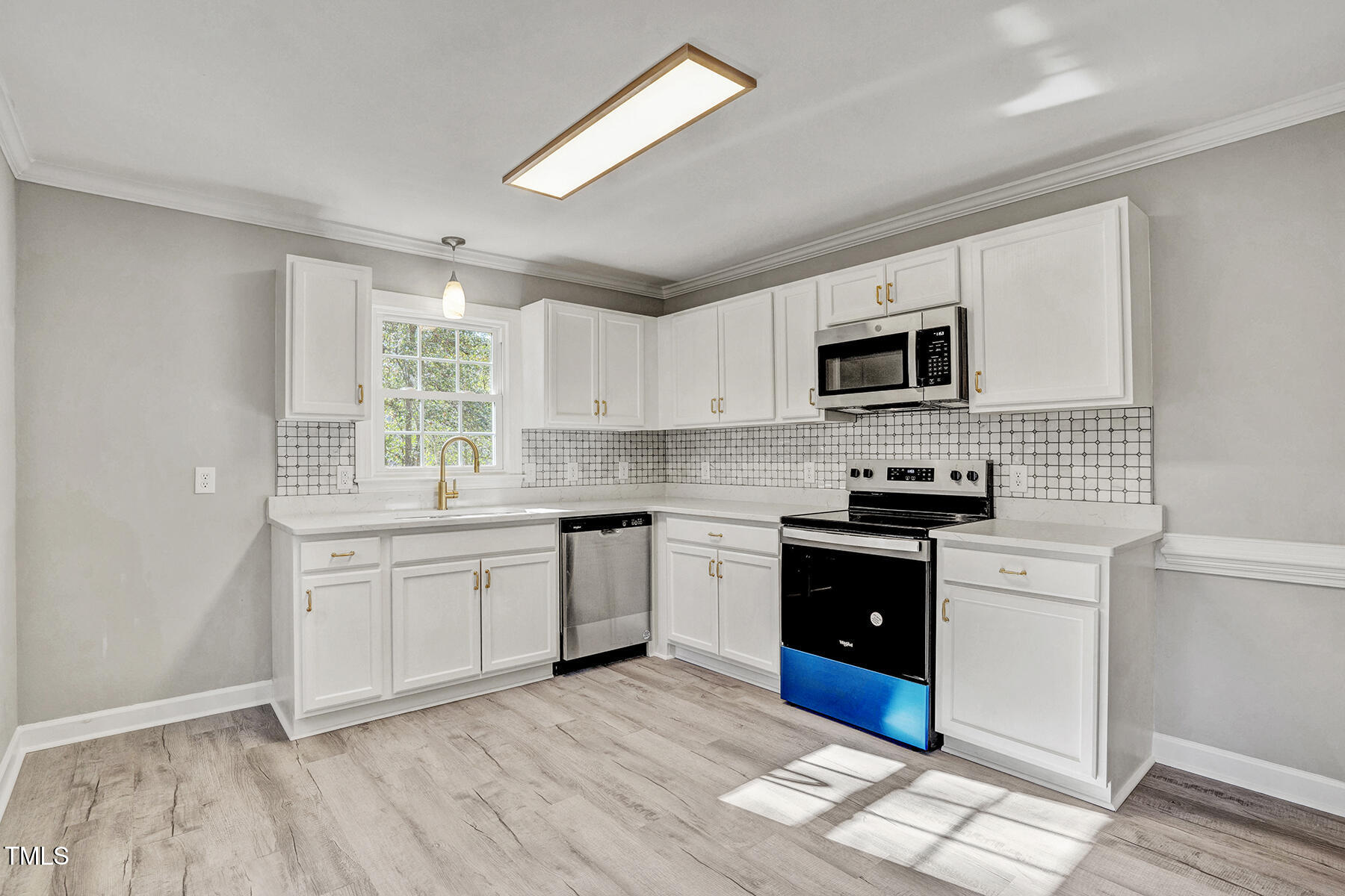 1500 Miriam Avenue Property Photo 10