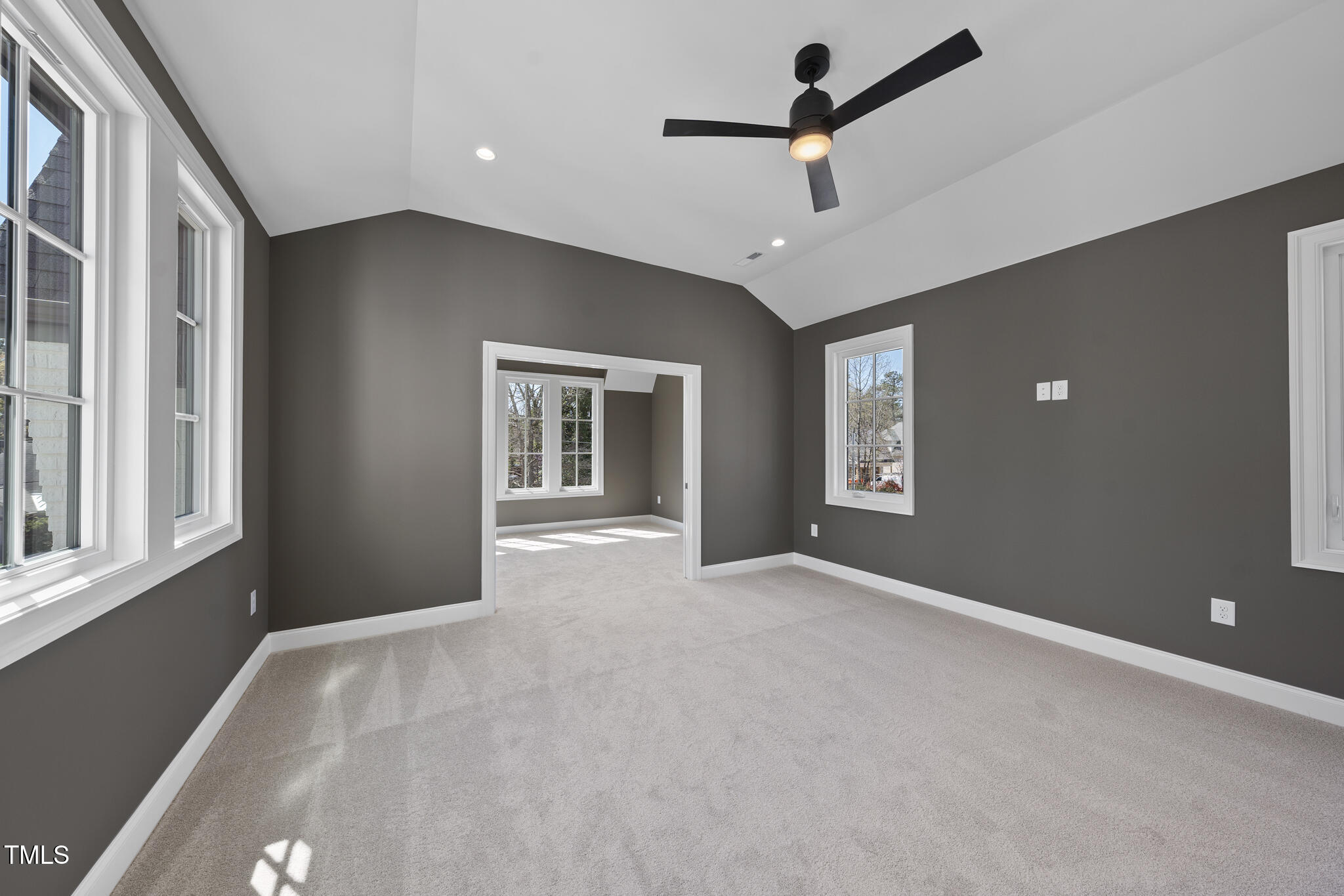 3410 Bradley Place Property Photo 26
