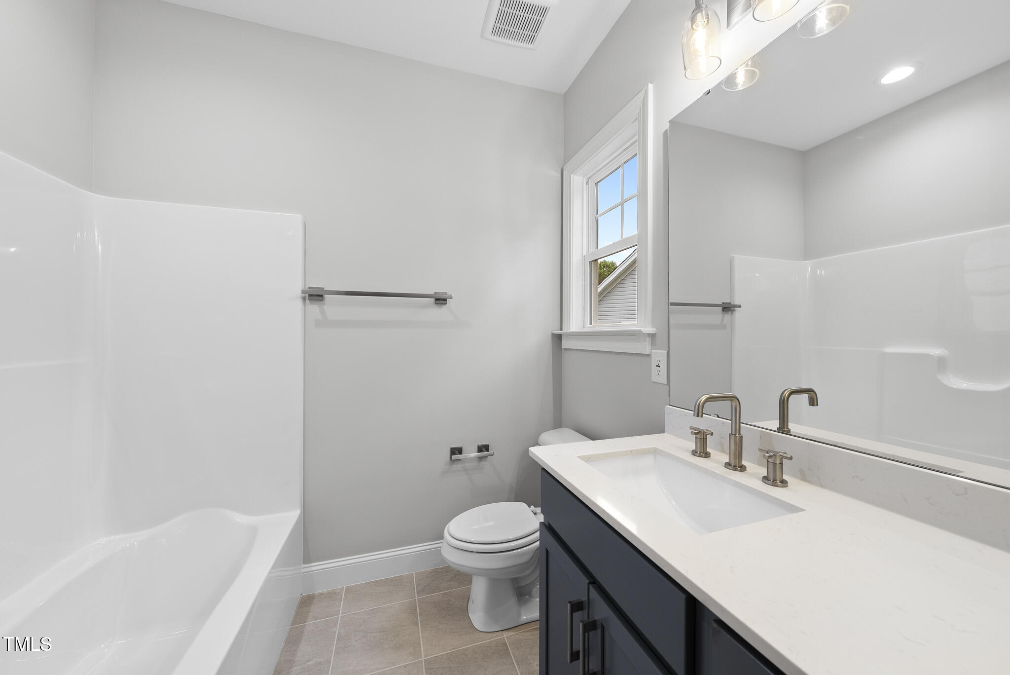 2625 Silver Gate Court Property Photo 24