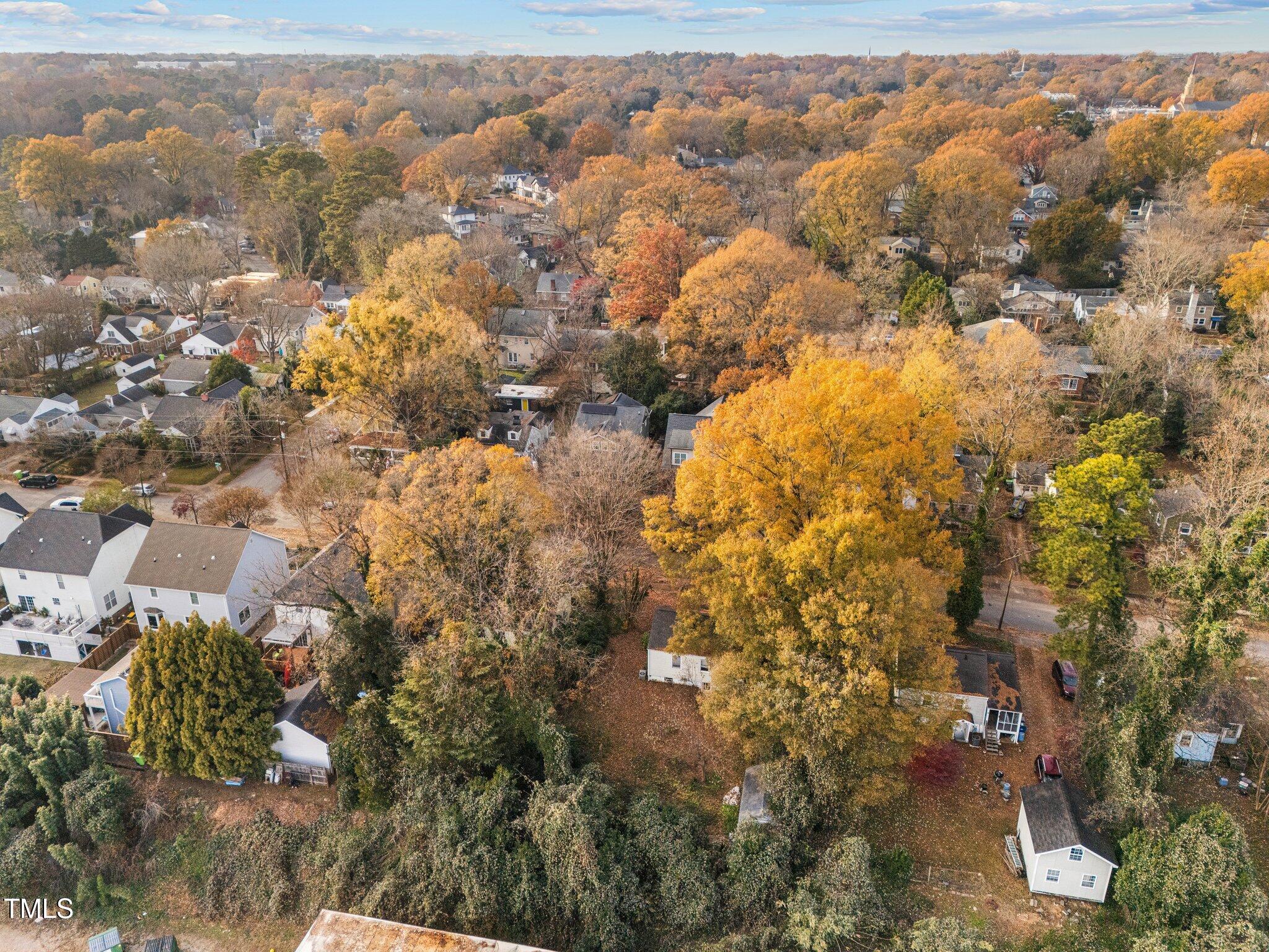 307 Bickett Boulevard Property Photo 11