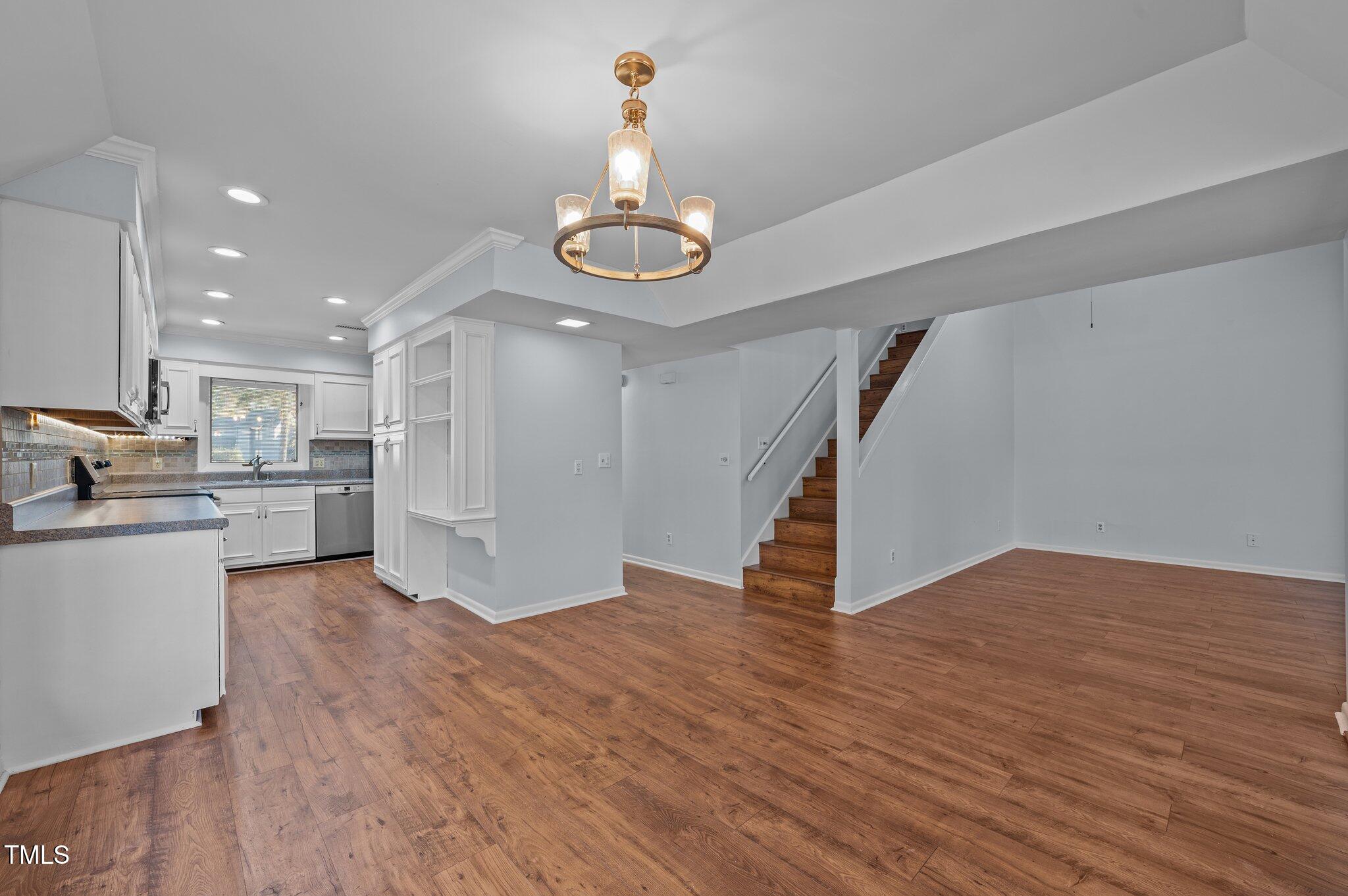 125 Forecastle Court Property Photo 15
