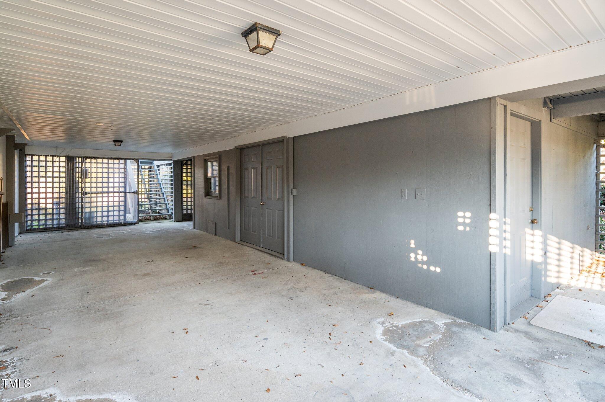 125 Forecastle Court Property Photo 41