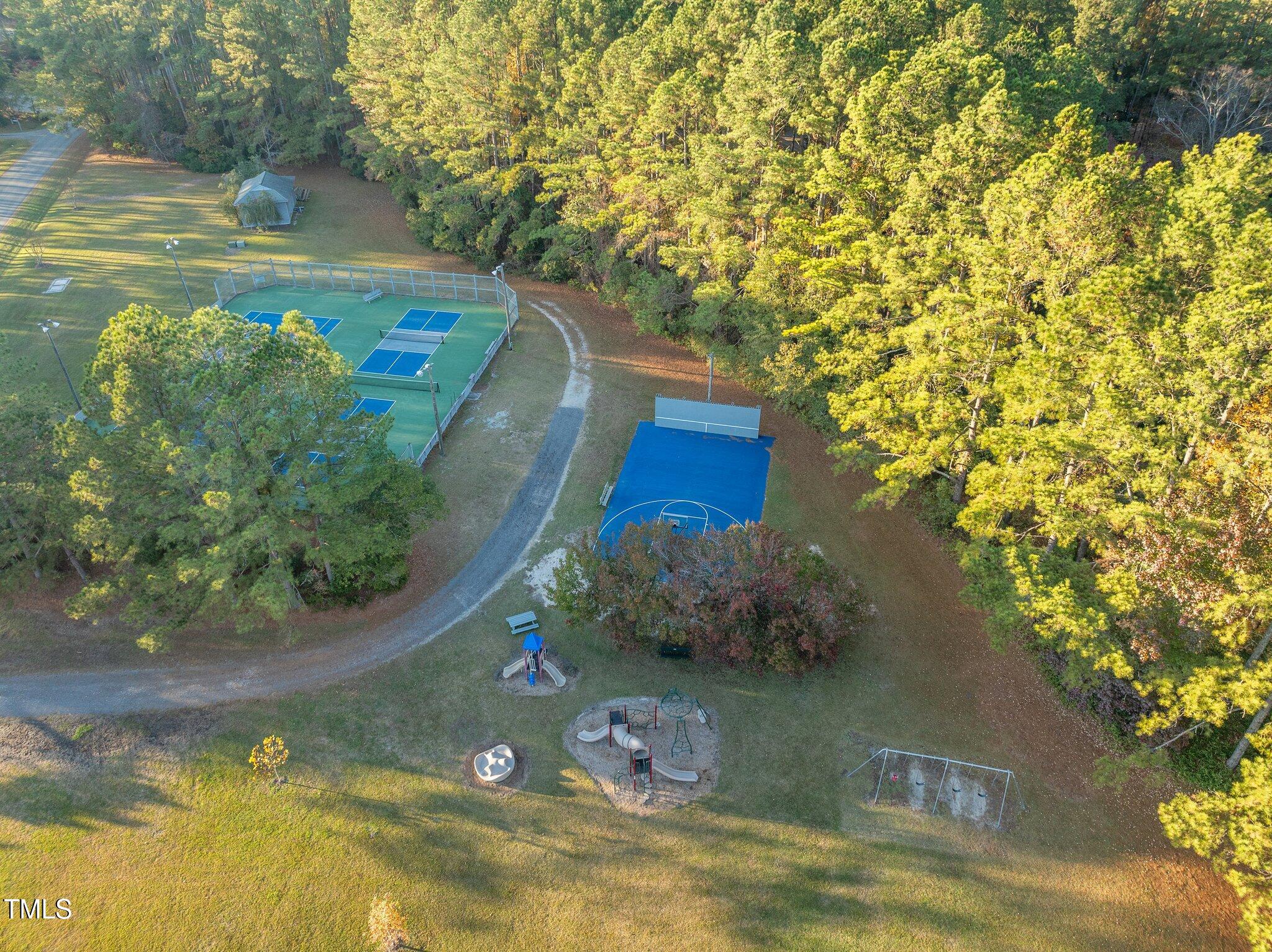 125 Forecastle Court Property Photo 49