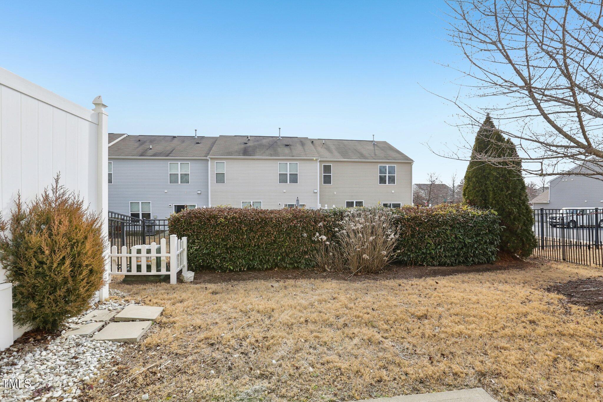 8204 Yaxley Hall Drive Property Photo 41