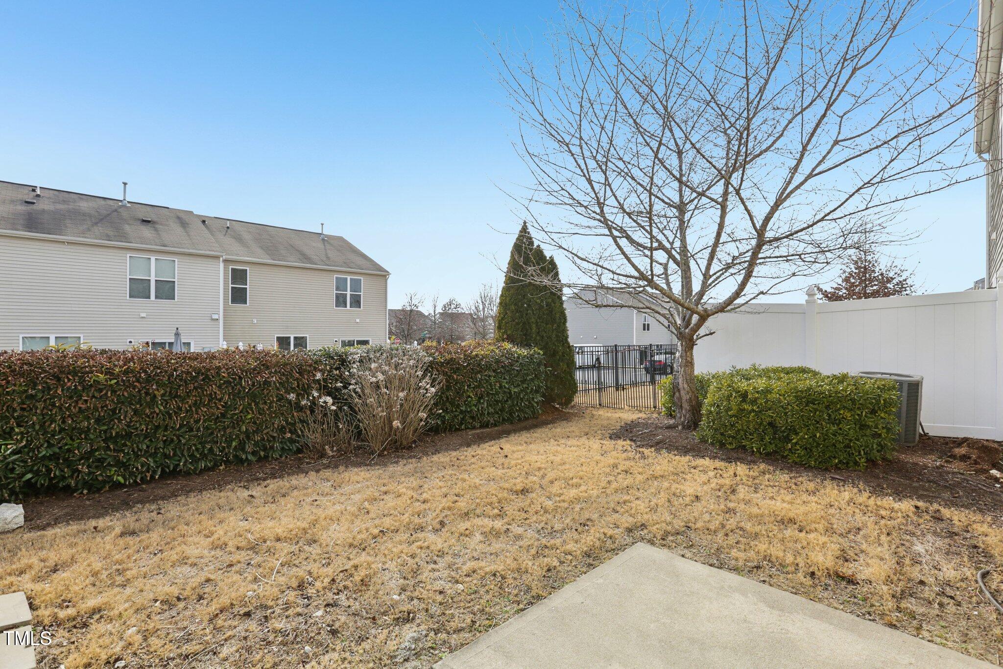 8204 Yaxley Hall Drive Property Photo 42