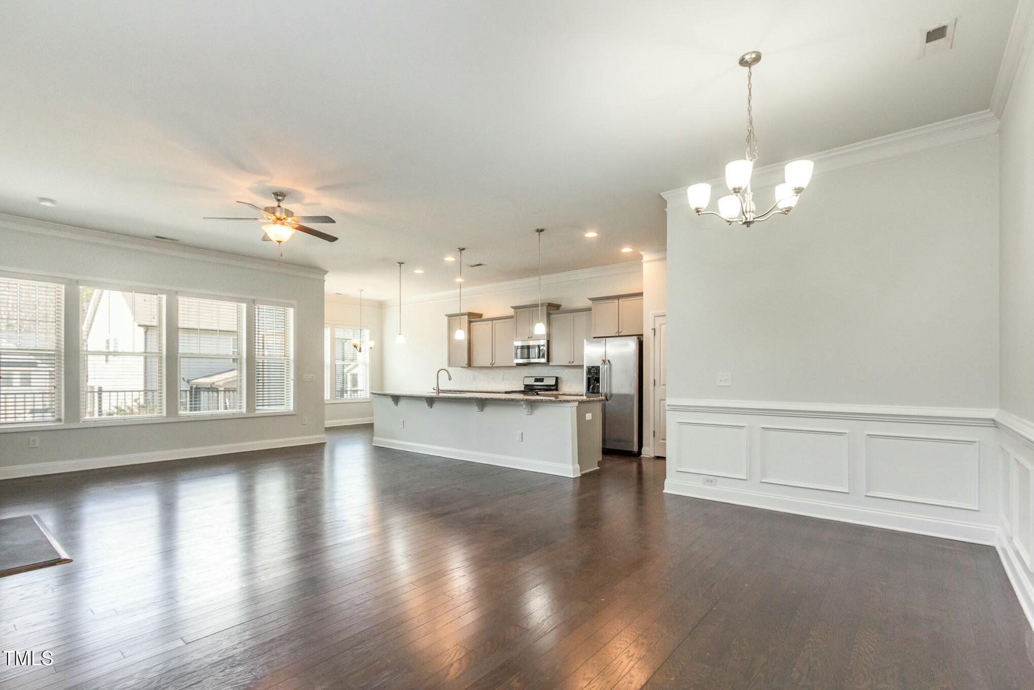 7533 Poplar Meadow Lane Property Photo 6