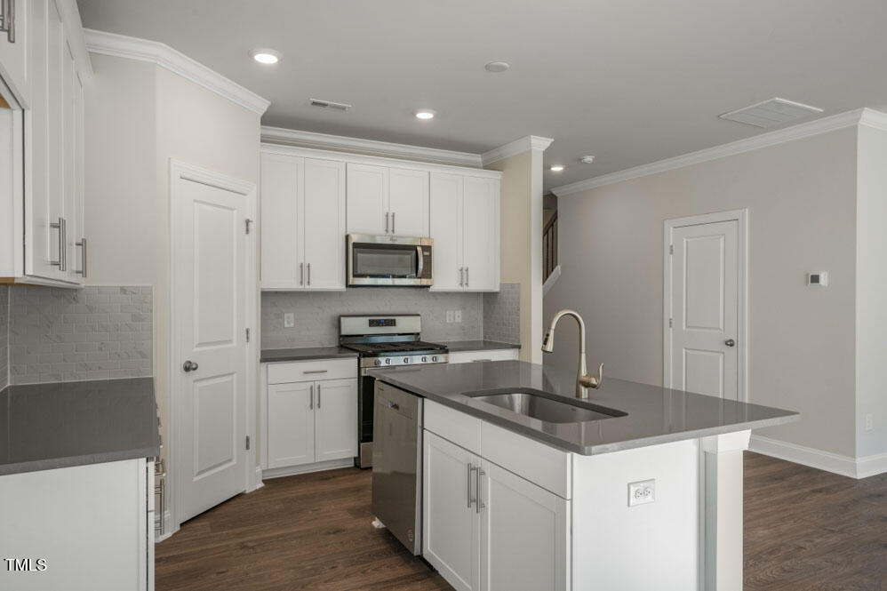 1817 Hinesley Drive Property Photo 13