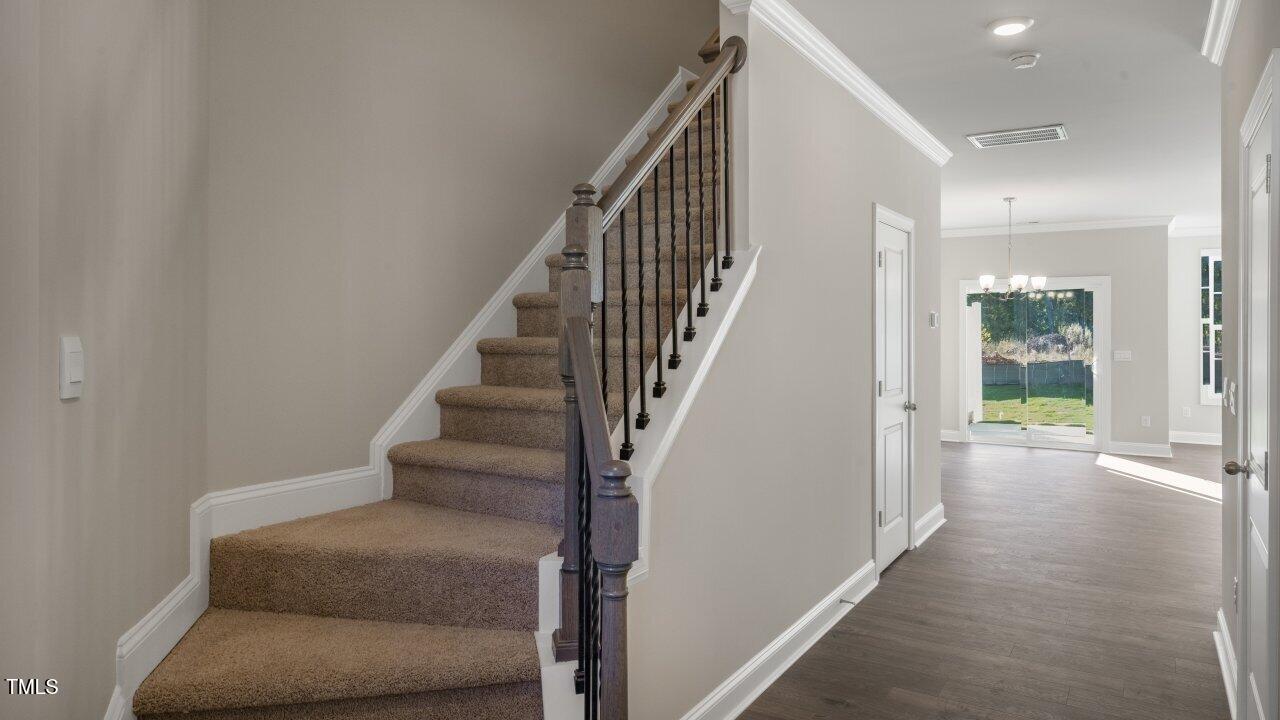 1825 Hinesley Drive Property Photo 2