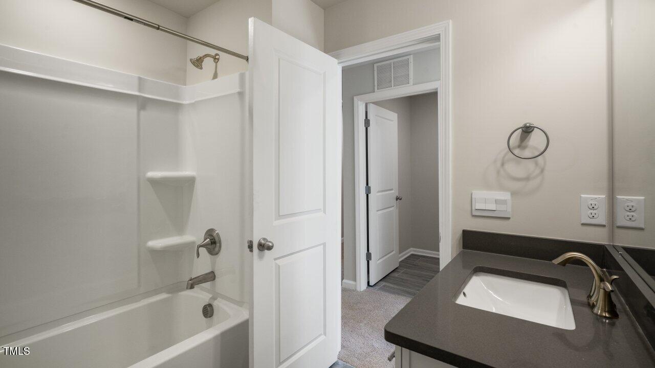1825 Hinesley Drive Property Photo 26