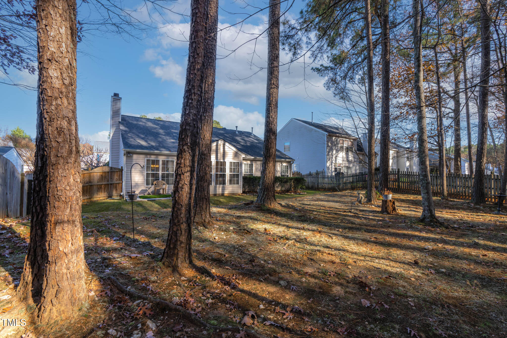 9108 Erinsbrook Drive Property Photo 8
