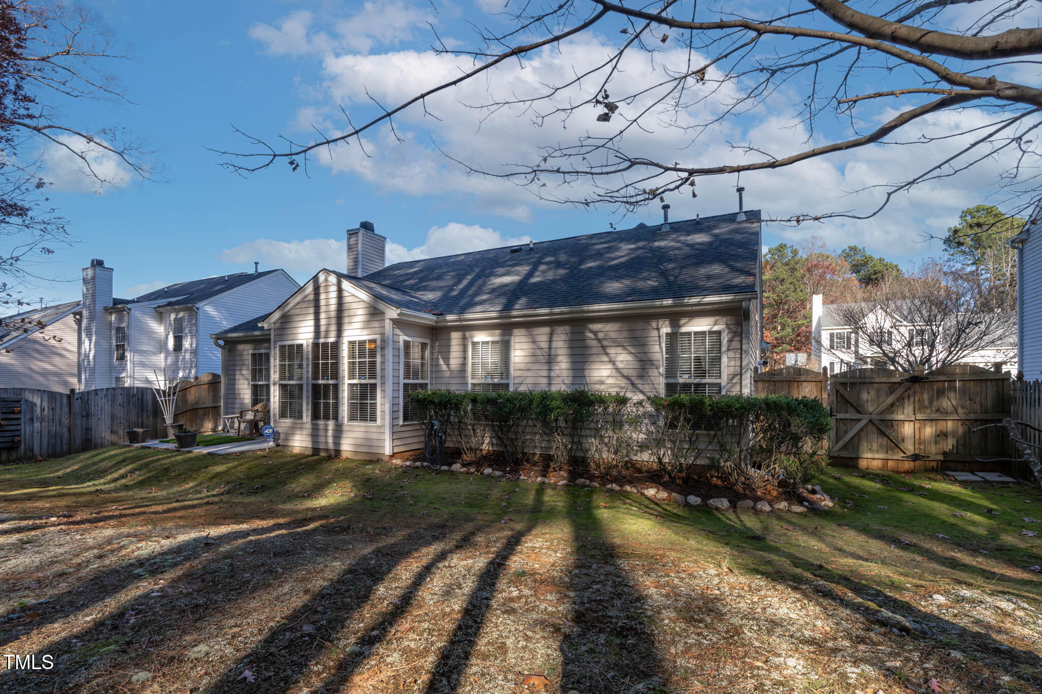 9108 Erinsbrook Drive Property Photo 10