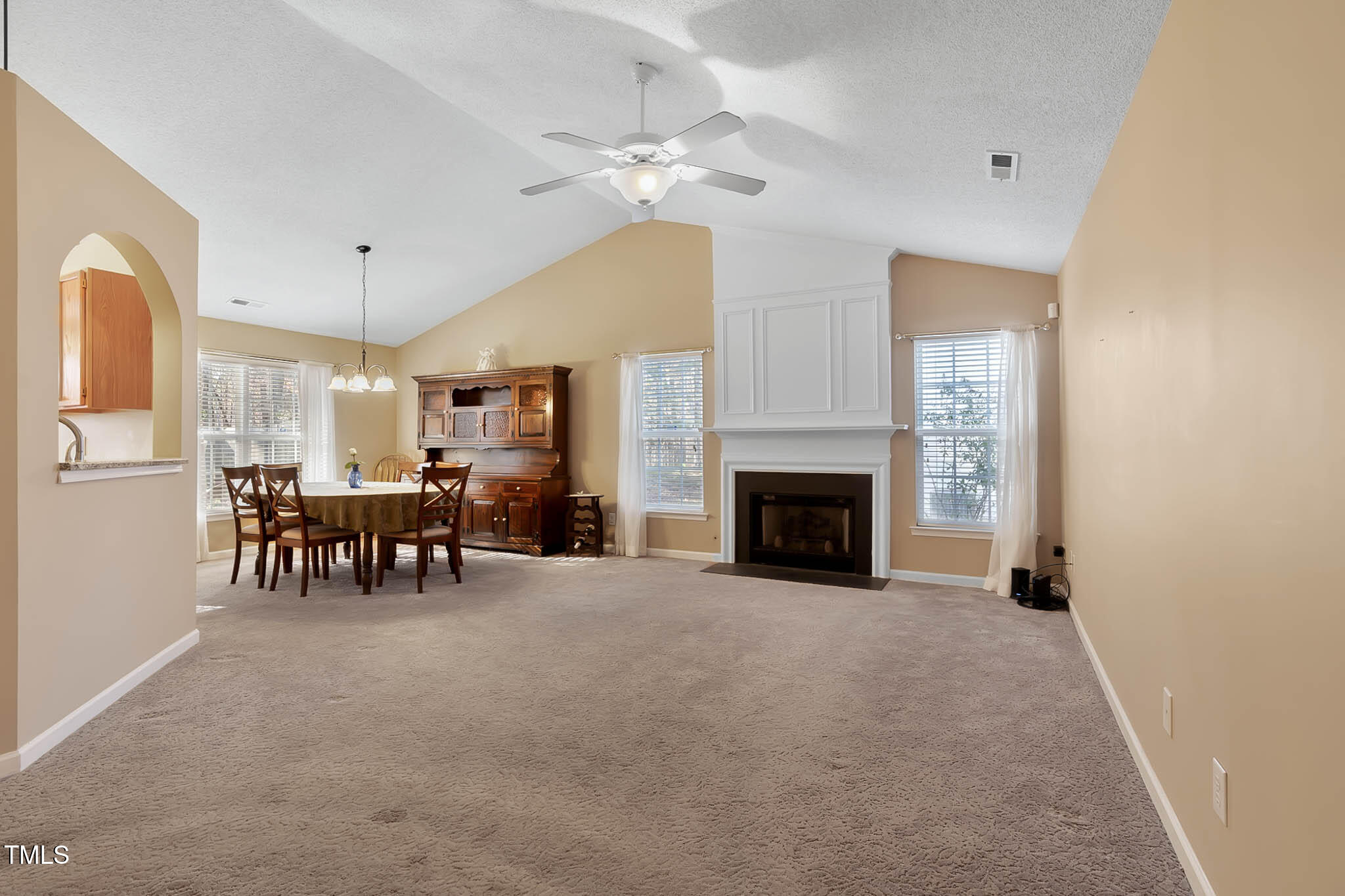 9108 Erinsbrook Drive Property Photo 19