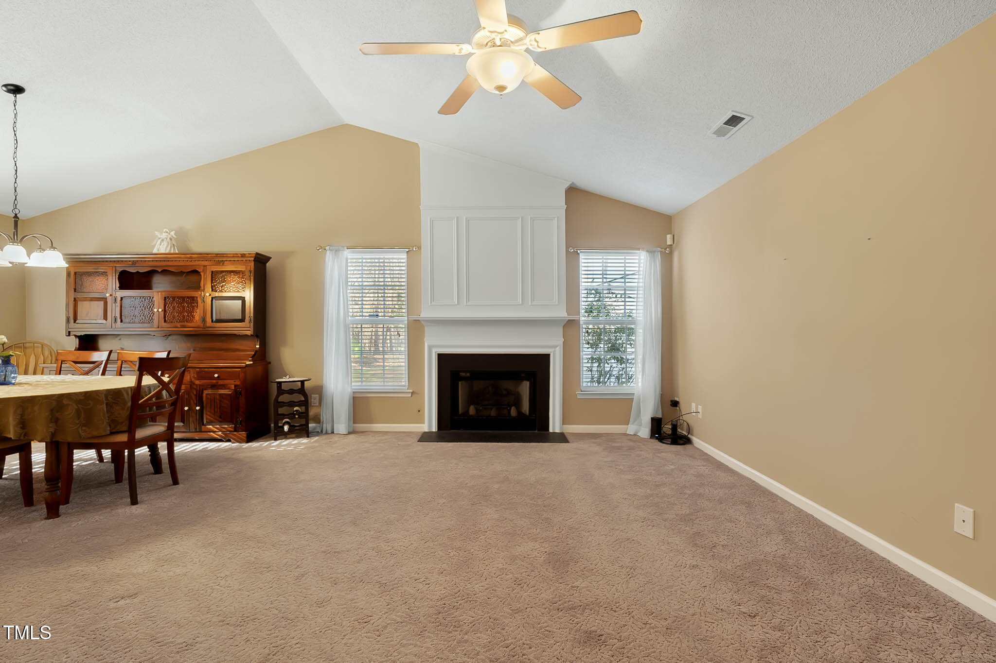 9108 Erinsbrook Drive Property Photo 20