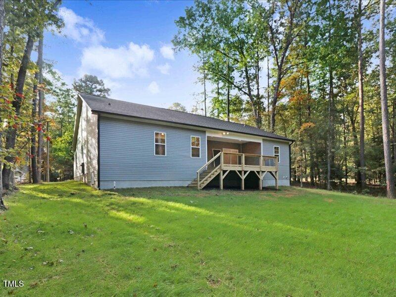 652 Shawnee Drive Property Photo 3