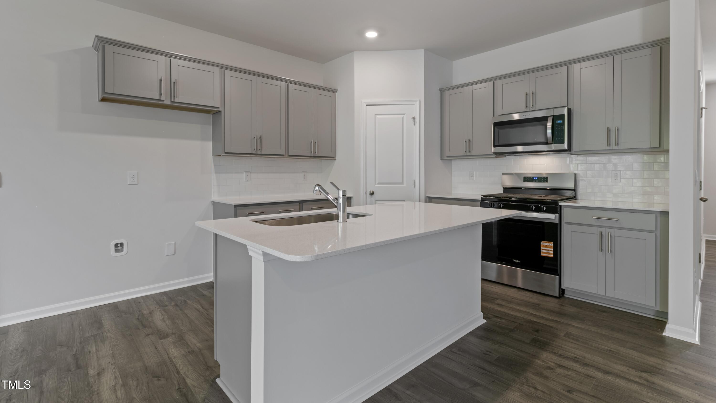 1829 Hinesley Drive Property Photo 8