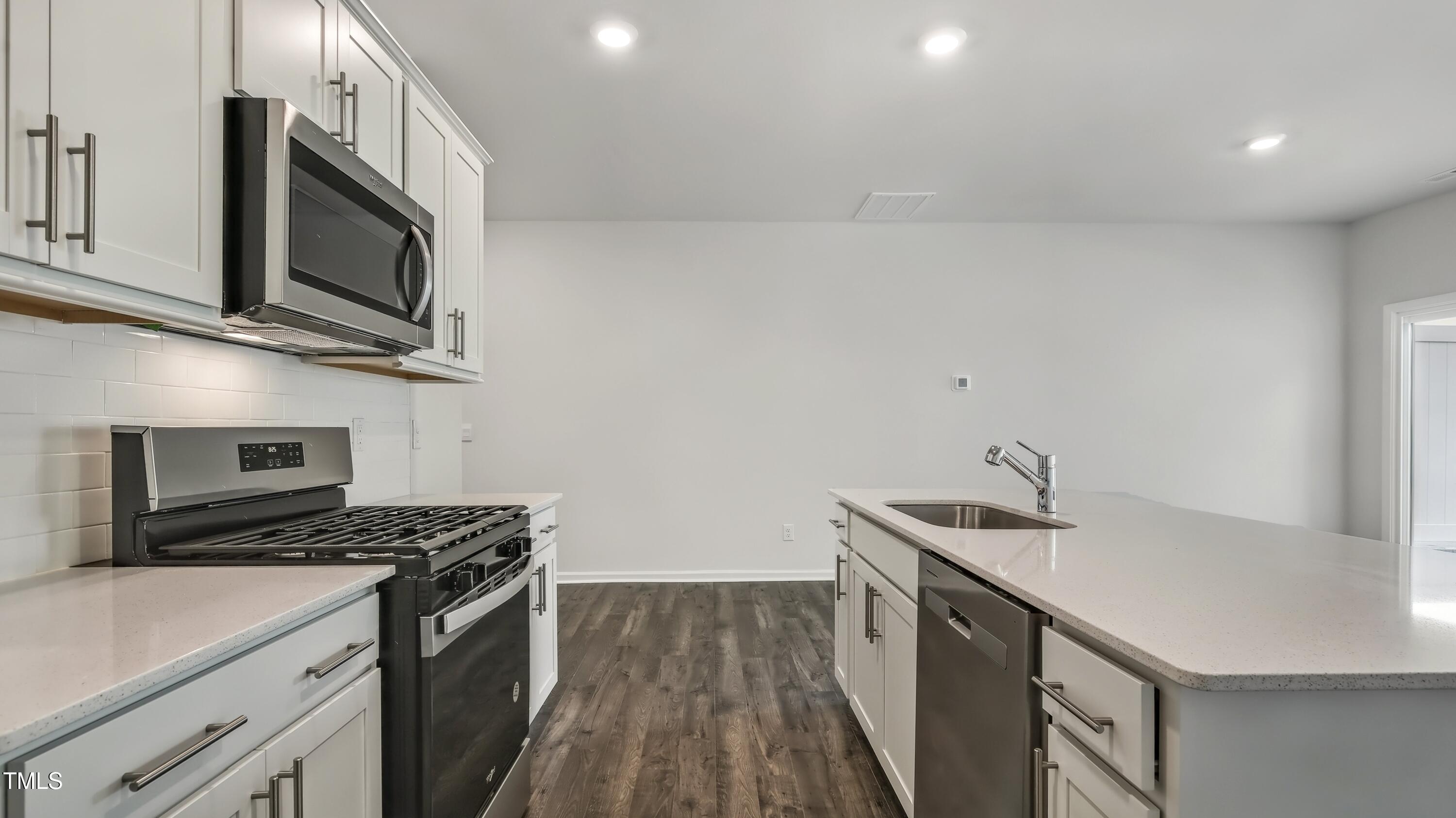 1827 Hinesley Drive Property Photo 10