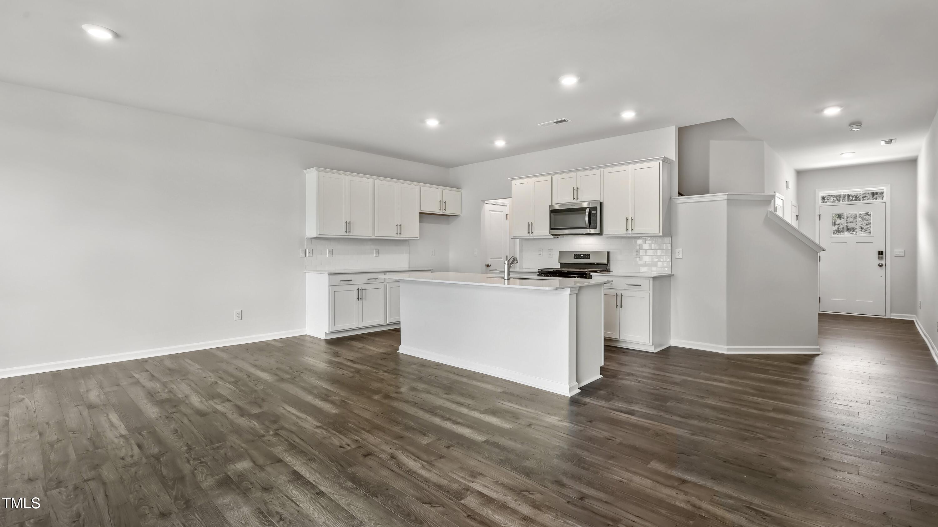 1827 Hinesley Drive Property Photo 11