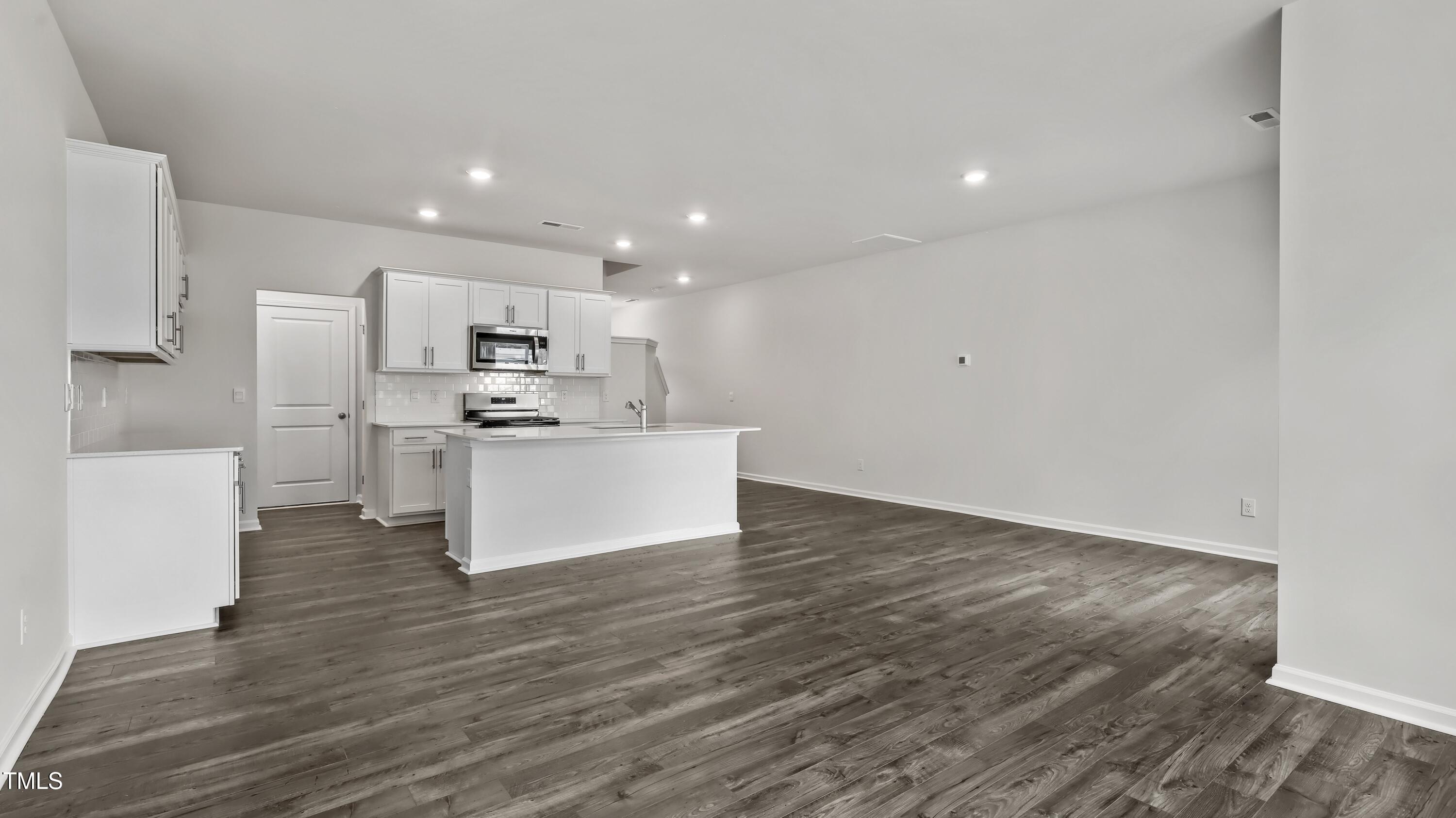 1827 Hinesley Drive Property Photo 14