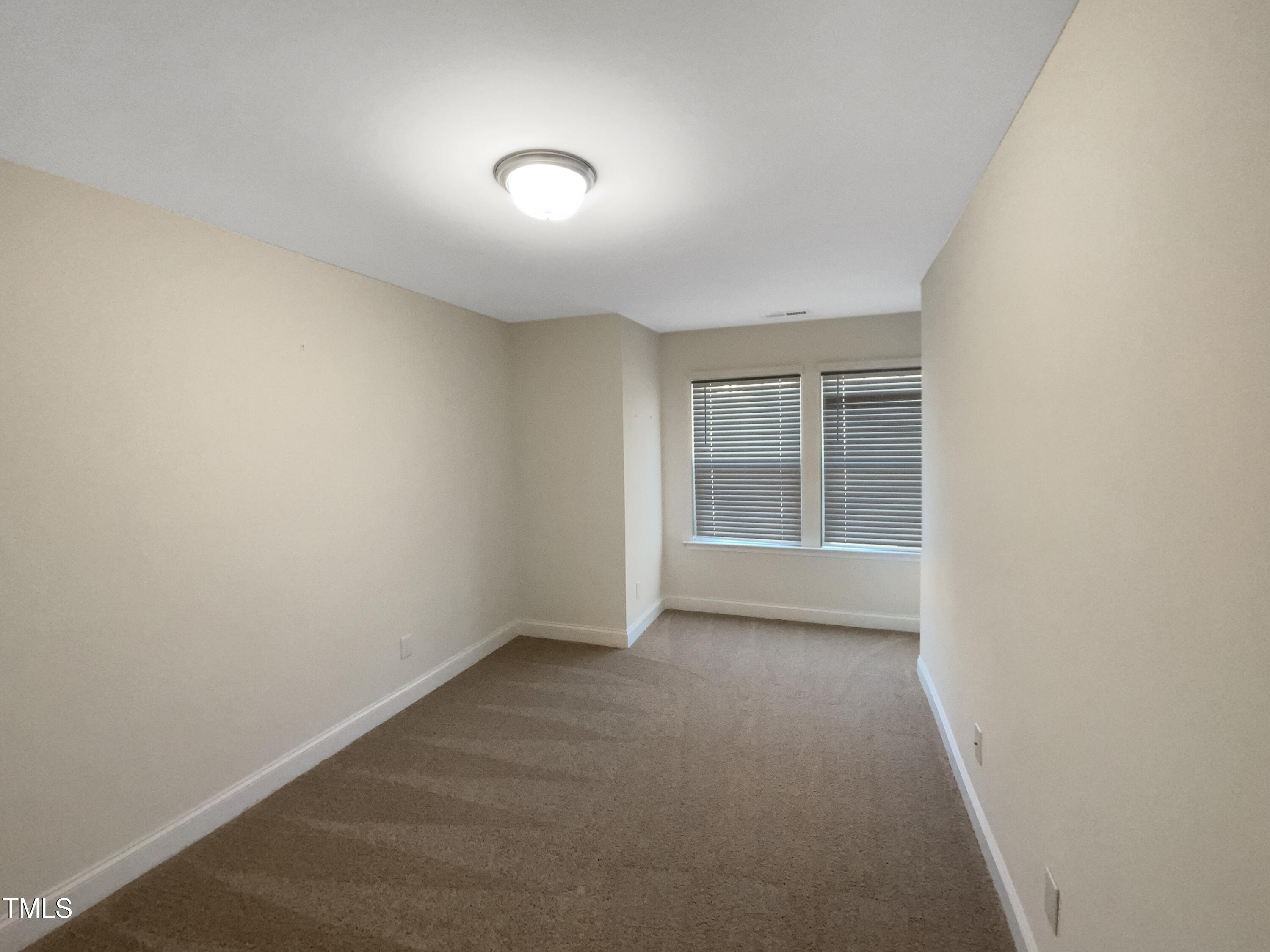 49 Bordeaux Drive Property Photo 15