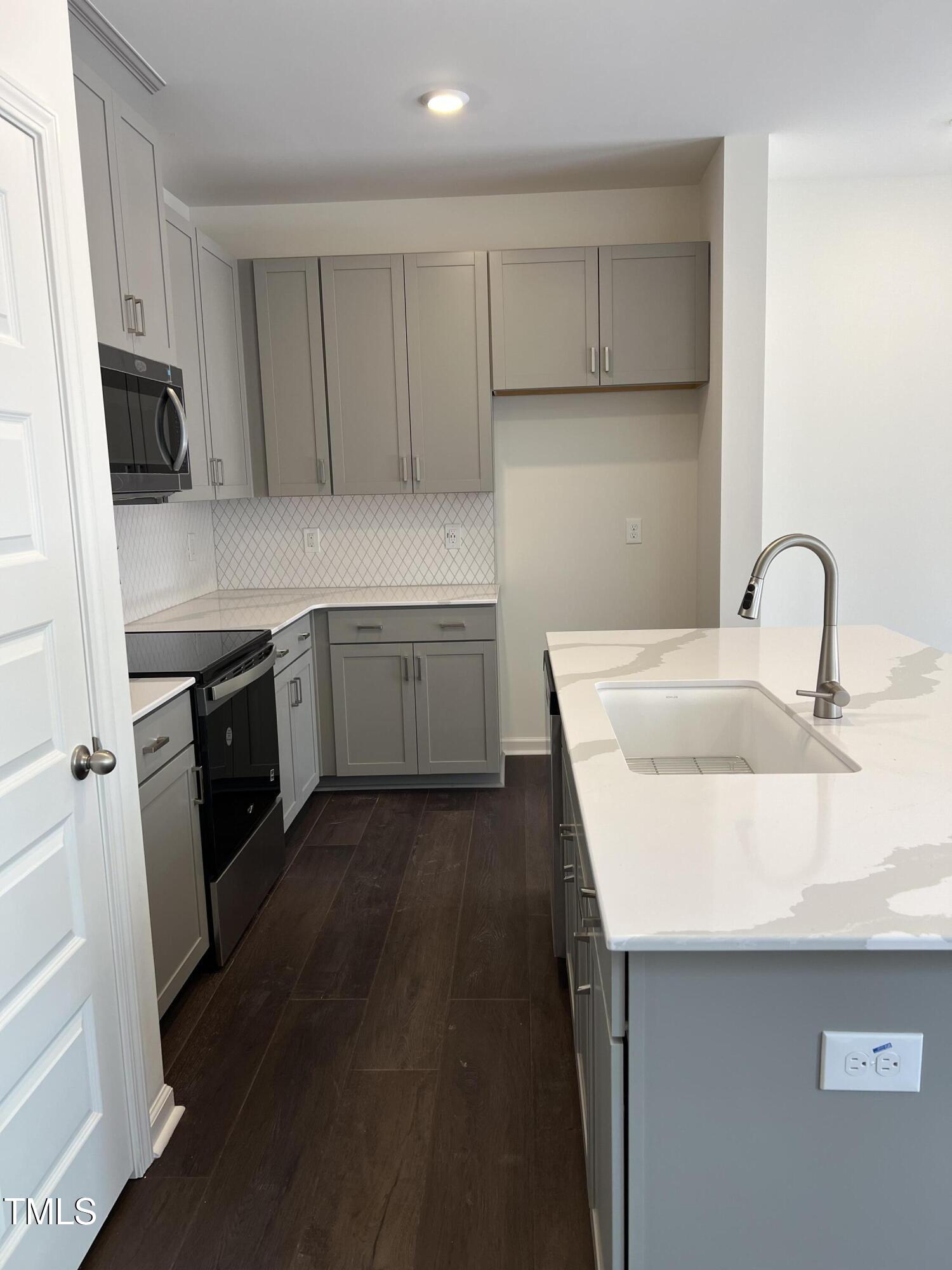 1113 Mountain Crown Street Property Photo 4
