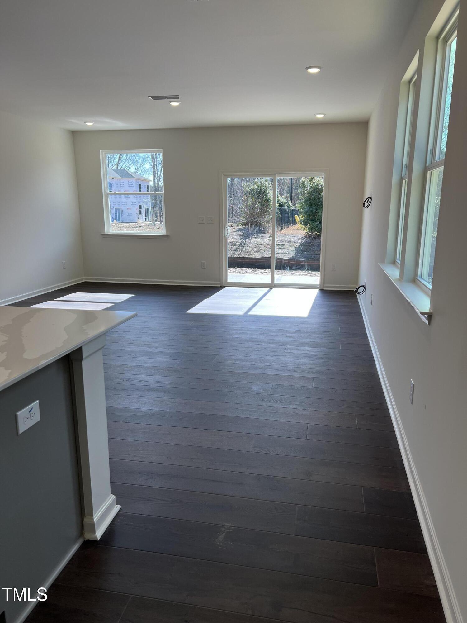 1113 Mountain Crown Street Property Photo 6