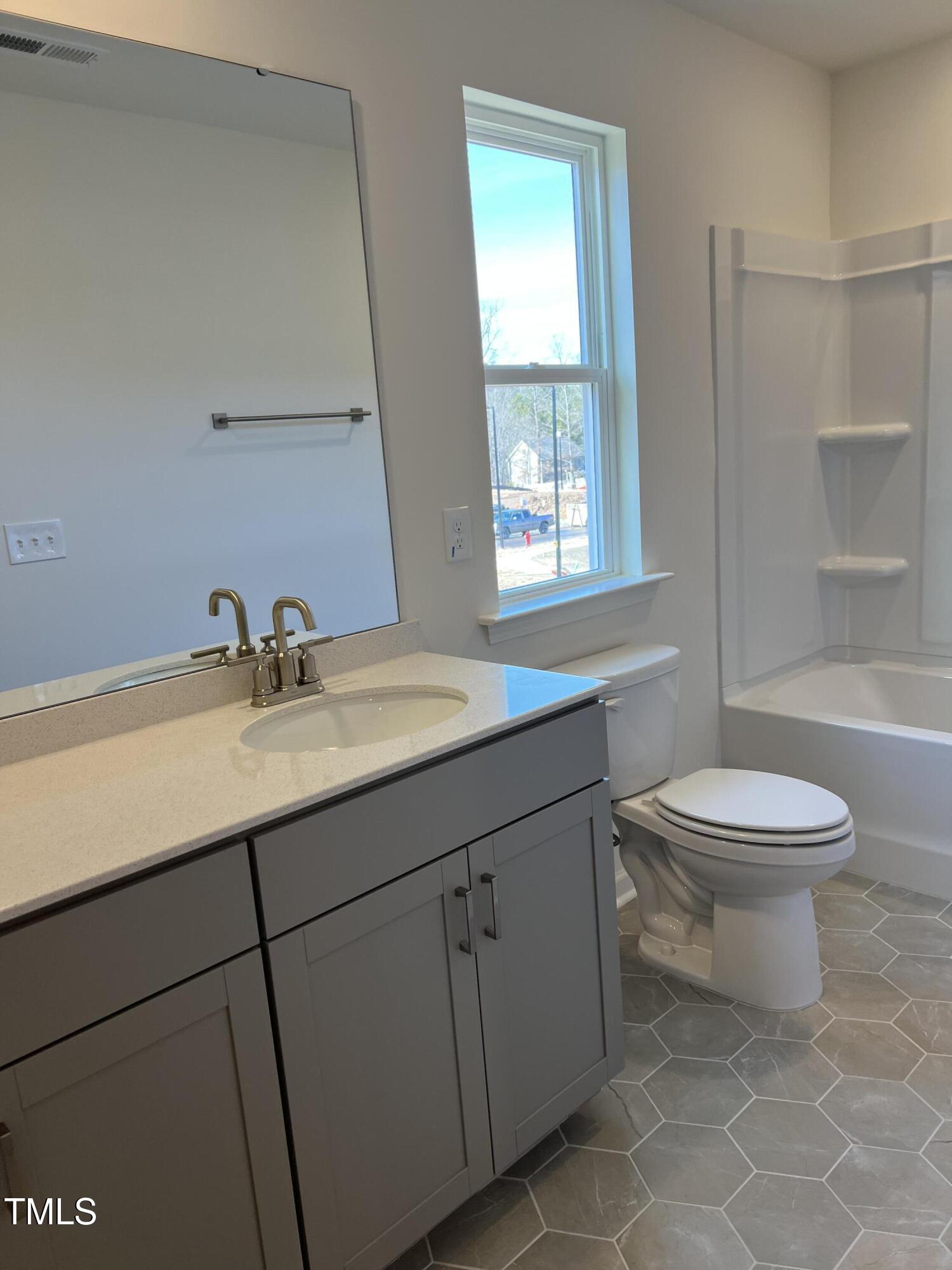 1113 Mountain Crown Street Property Photo 9