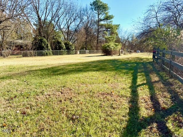 812 Lewis Street Property Photo 25