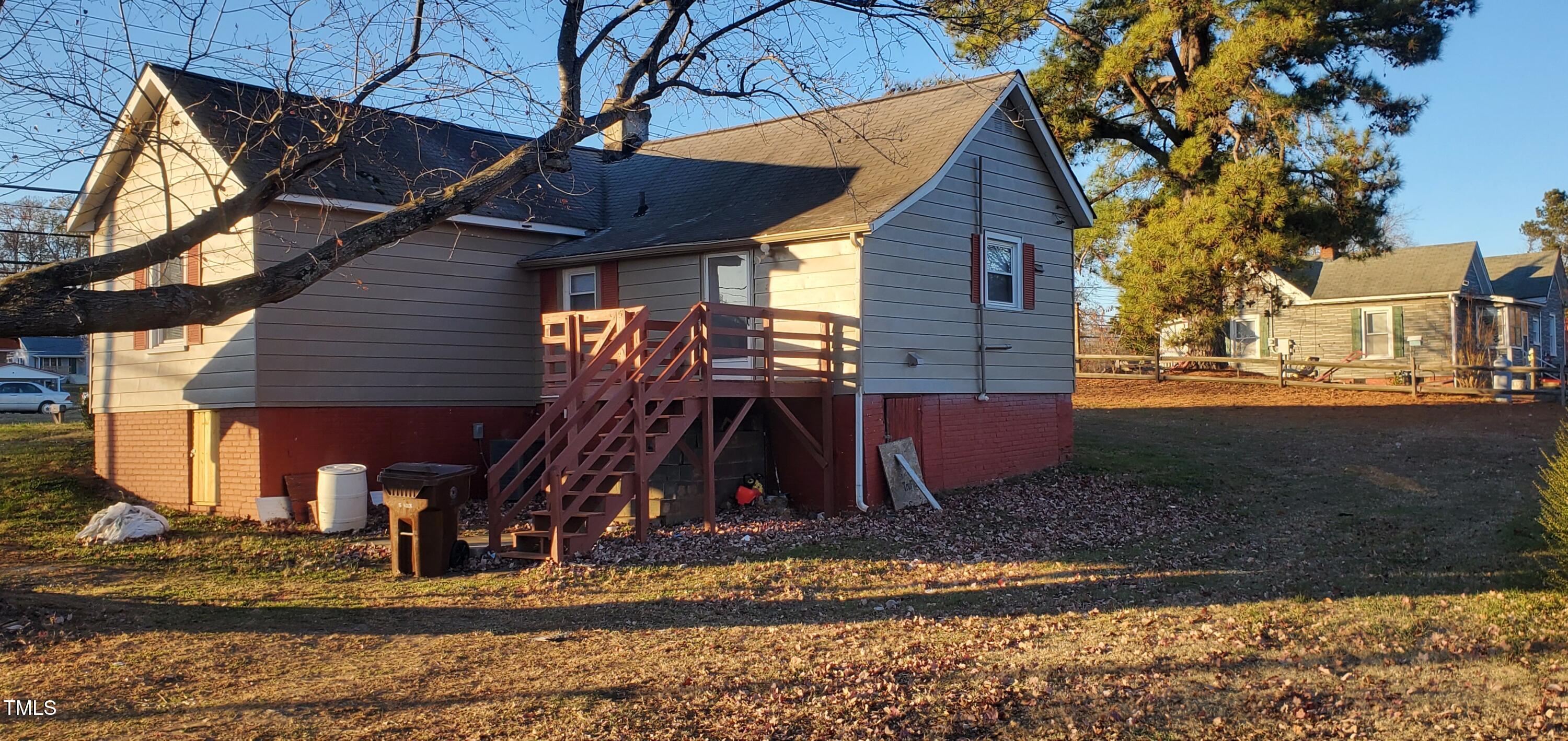 1404 N Main Street Property Photo 4
