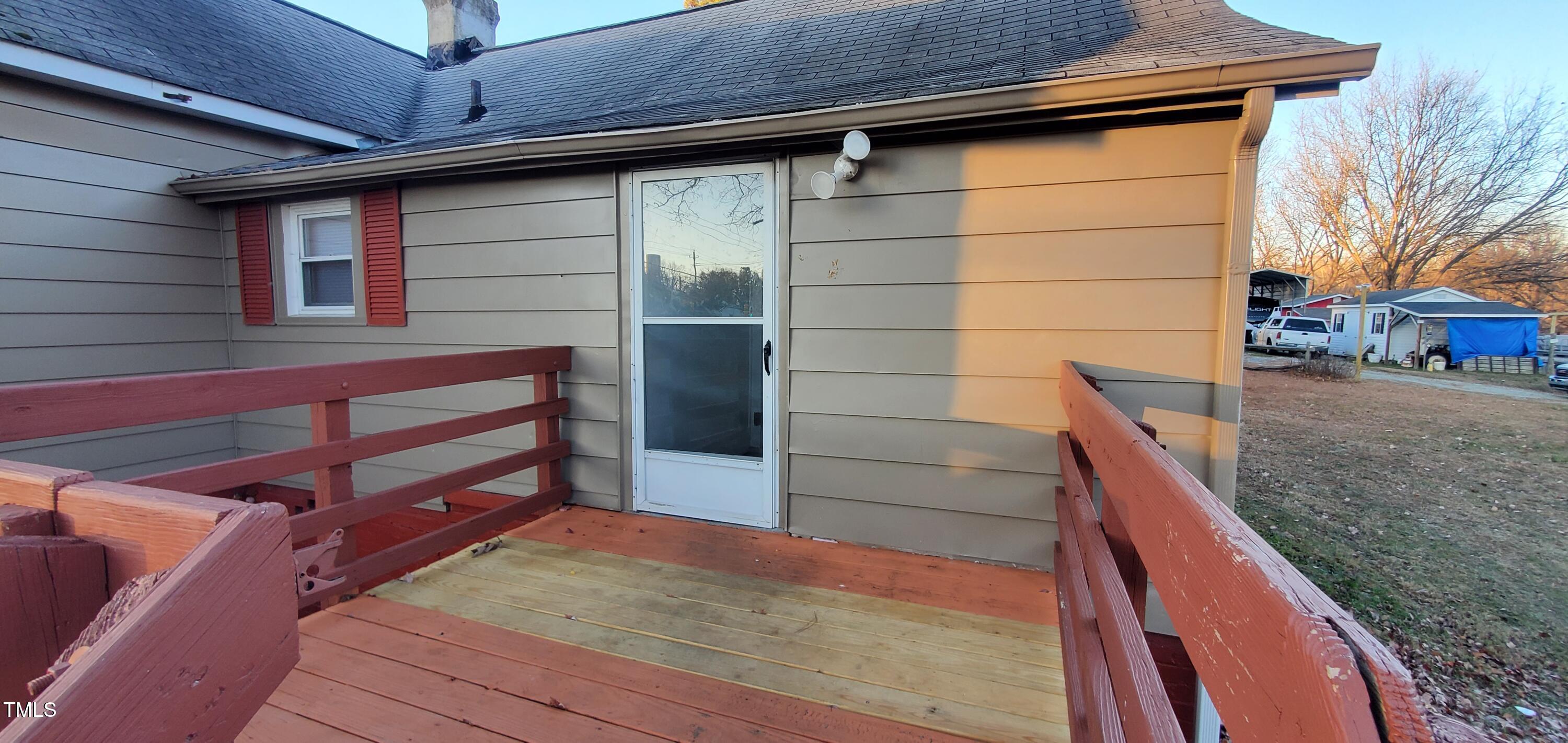 1404 N Main Street Property Photo 23
