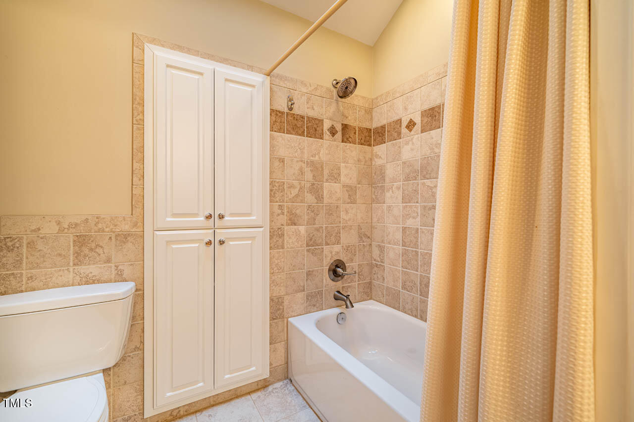 135 Weatherbend Property Photo 33