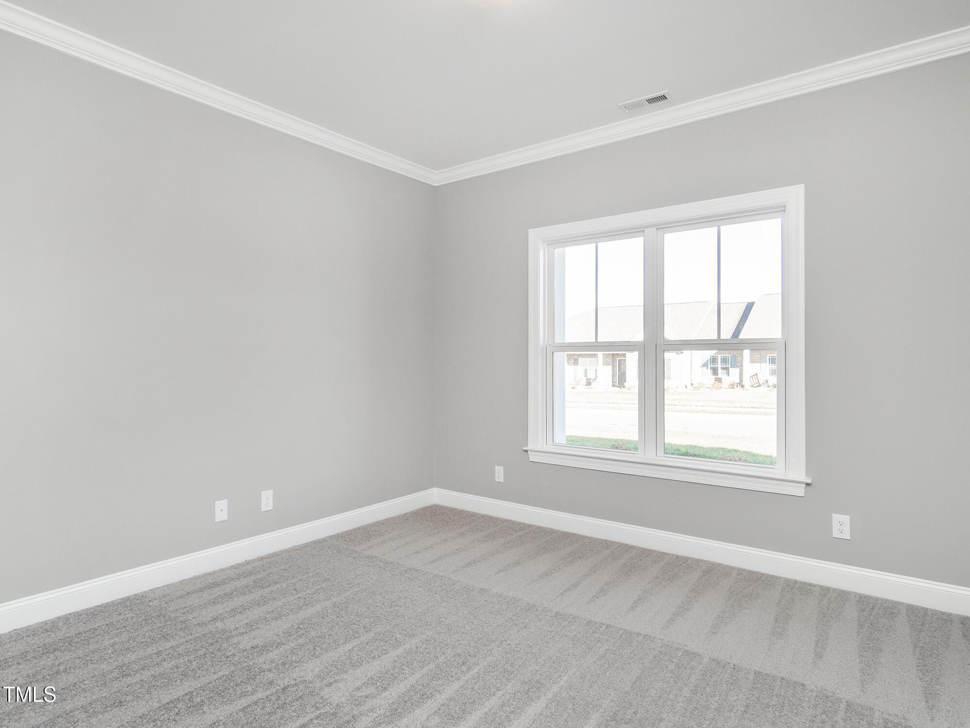 2363 Whelen Drive Property Photo 32