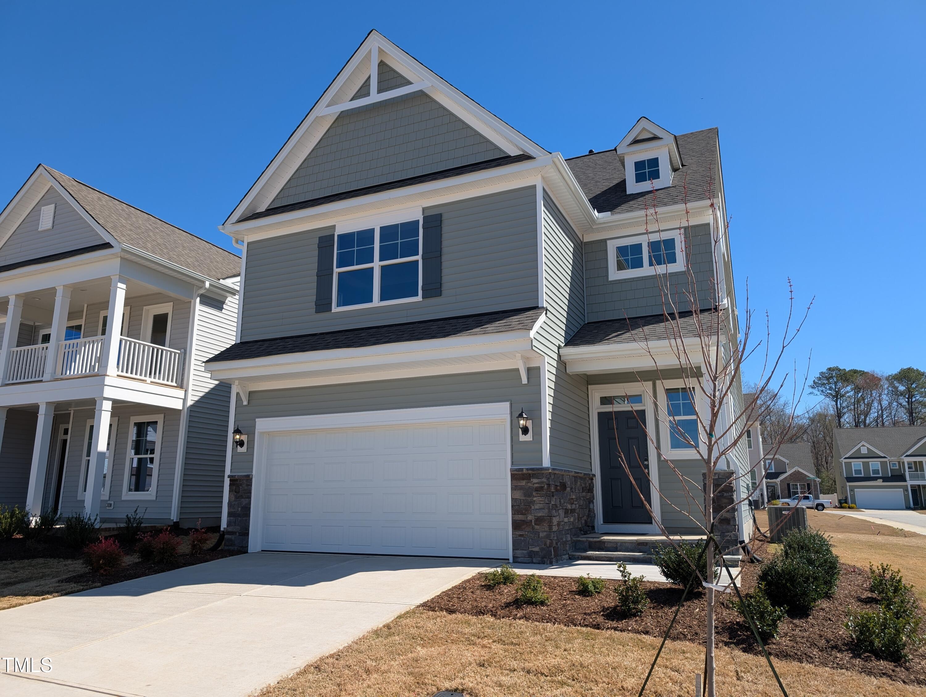 8 Steppe Way Property Photo 1