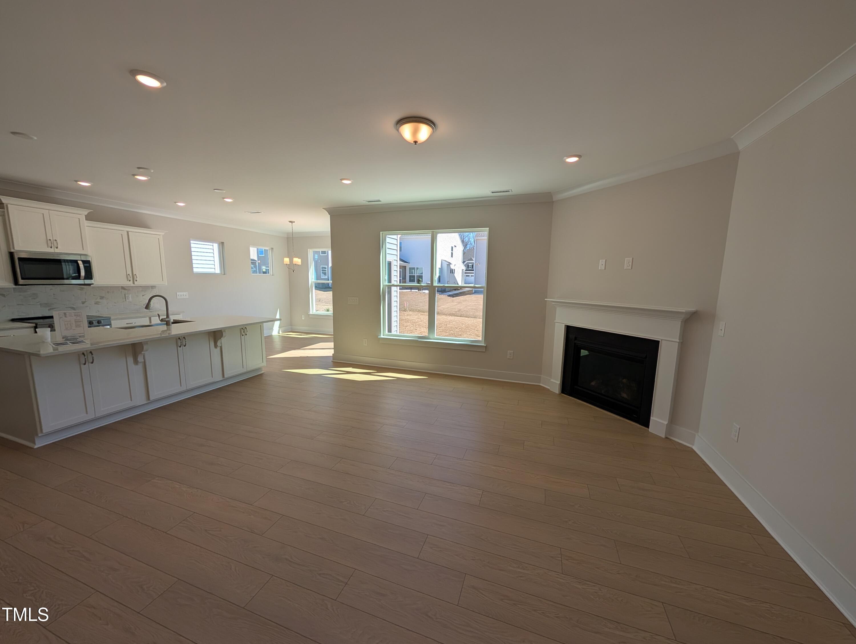 8 Steppe Way Property Photo 4