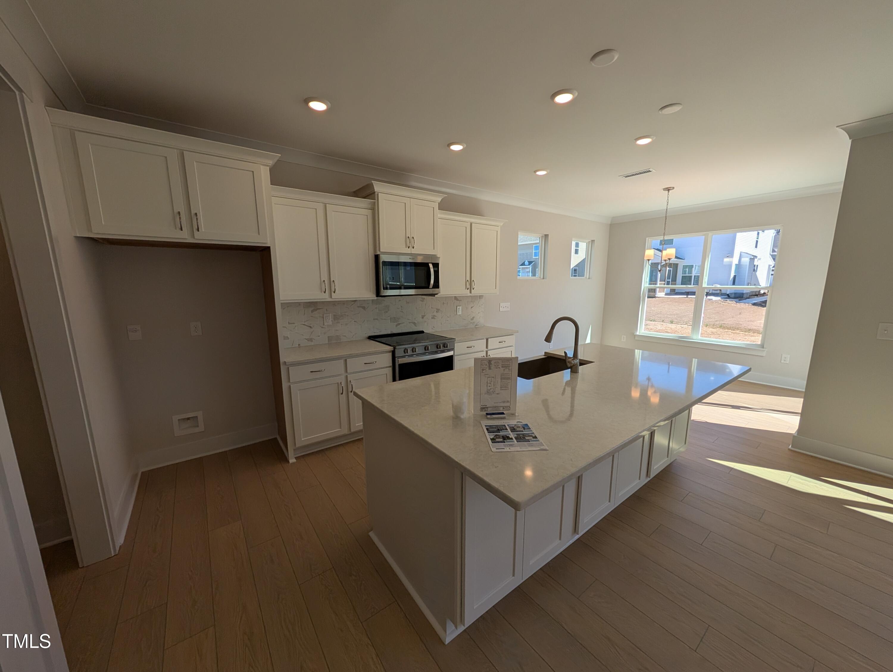 8 Steppe Way Property Photo 6