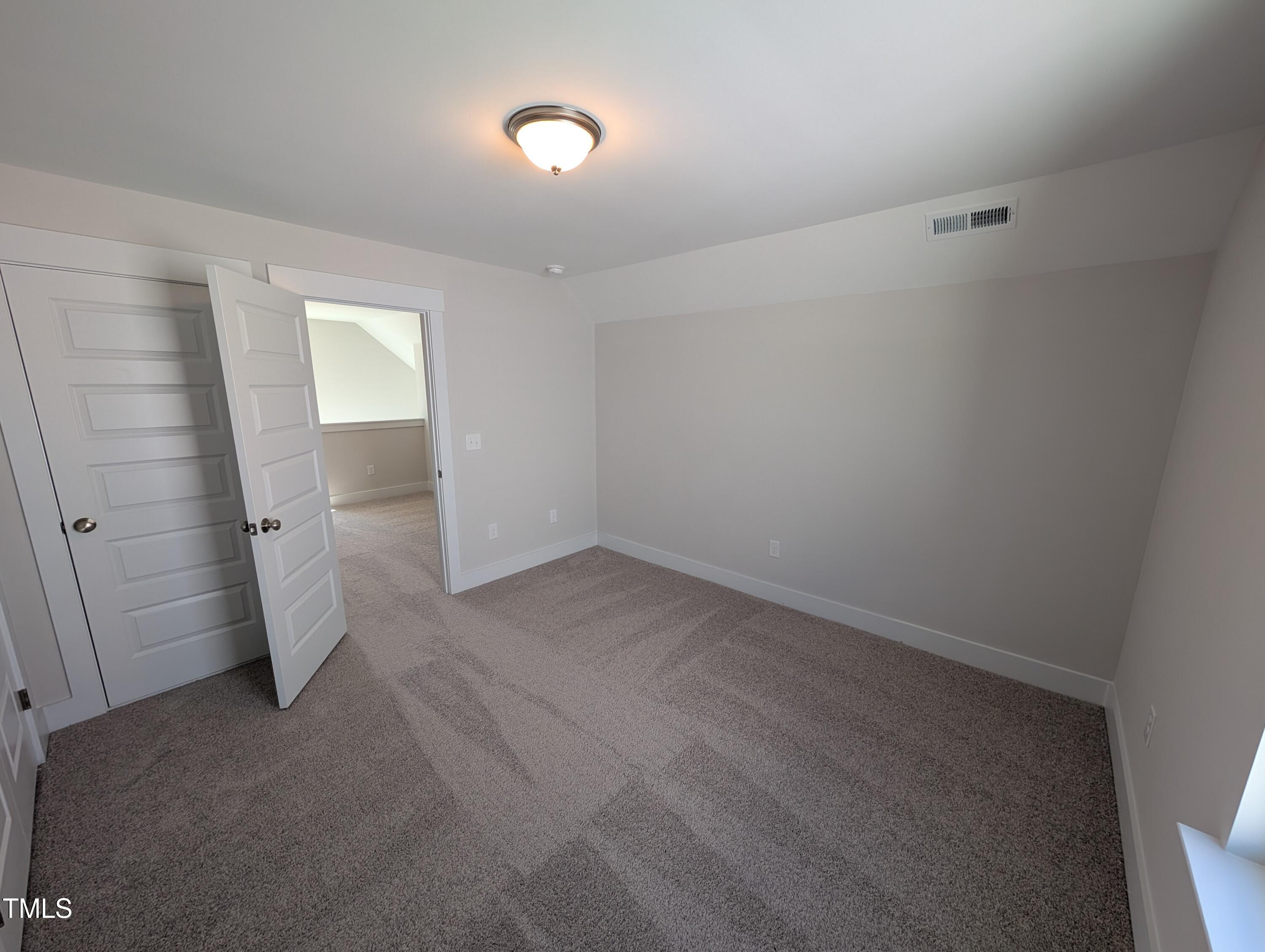 8 Steppe Way Property Photo 27