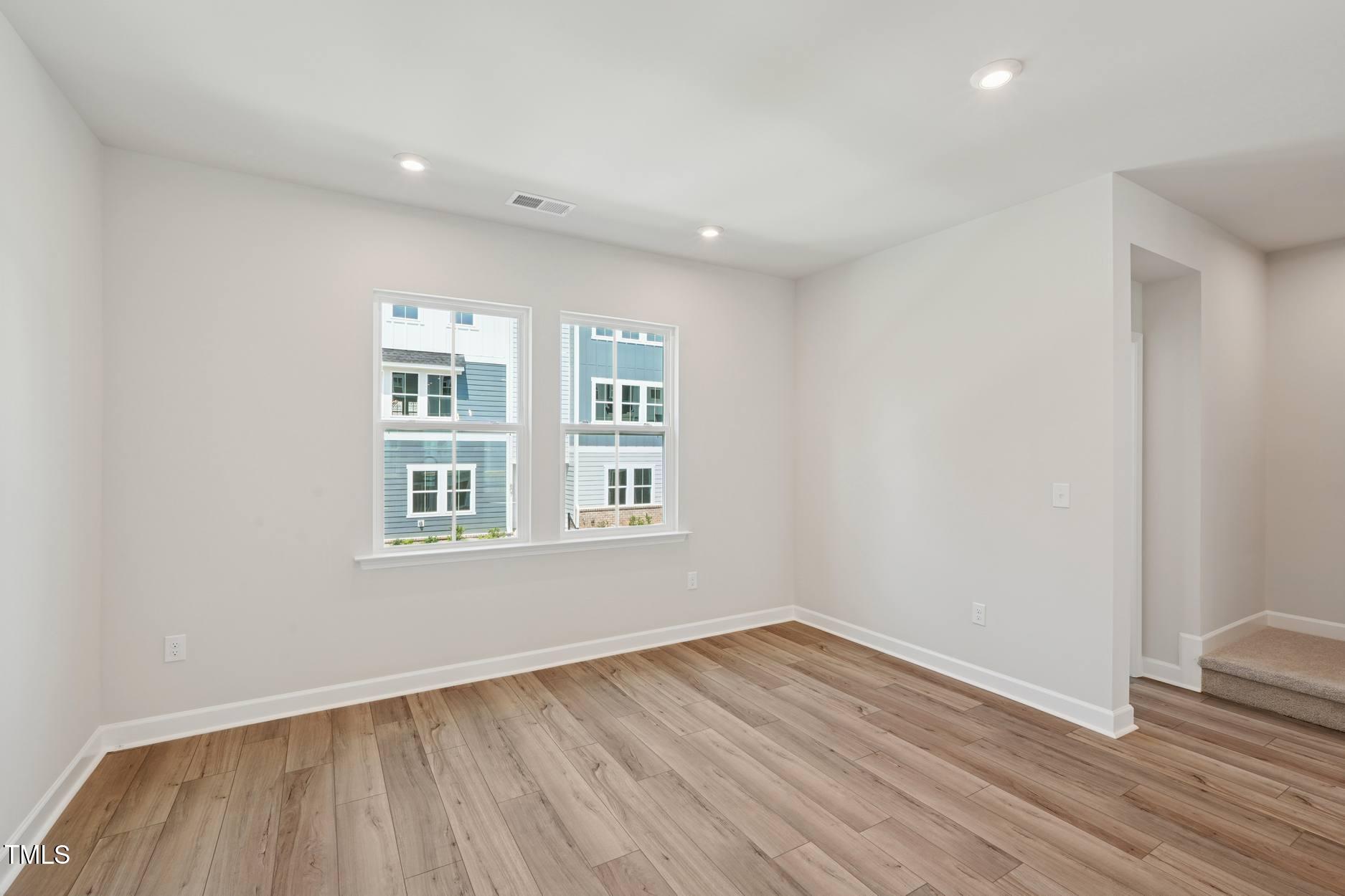 1204 Holding Village Way Property Photo 4