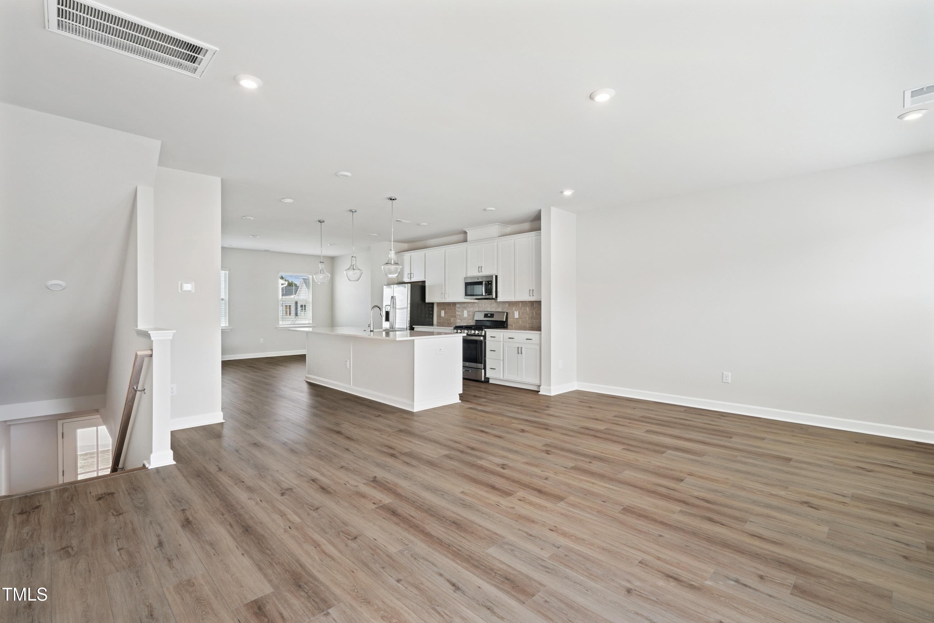1204 Holding Village Way Property Photo 11