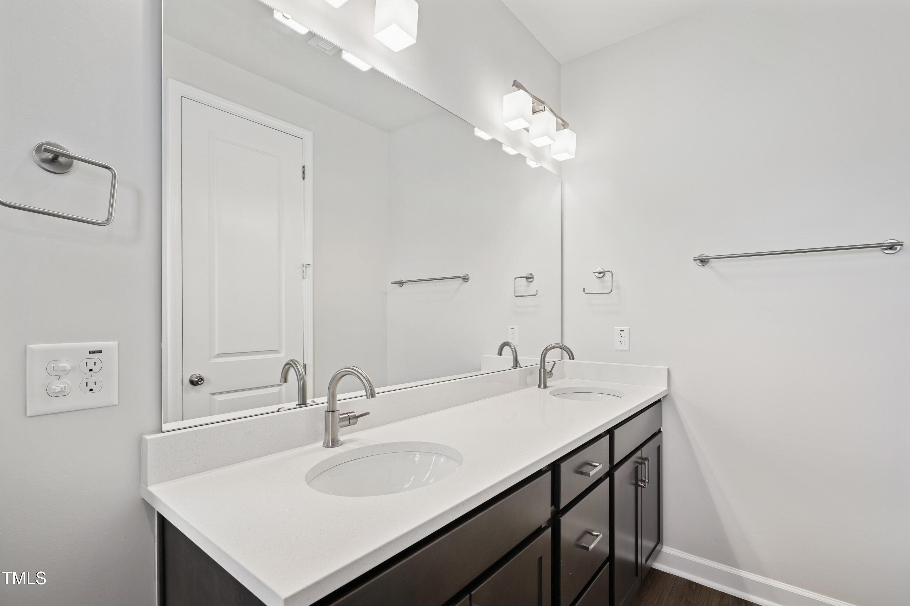 1204 Holding Village Way Property Photo 15