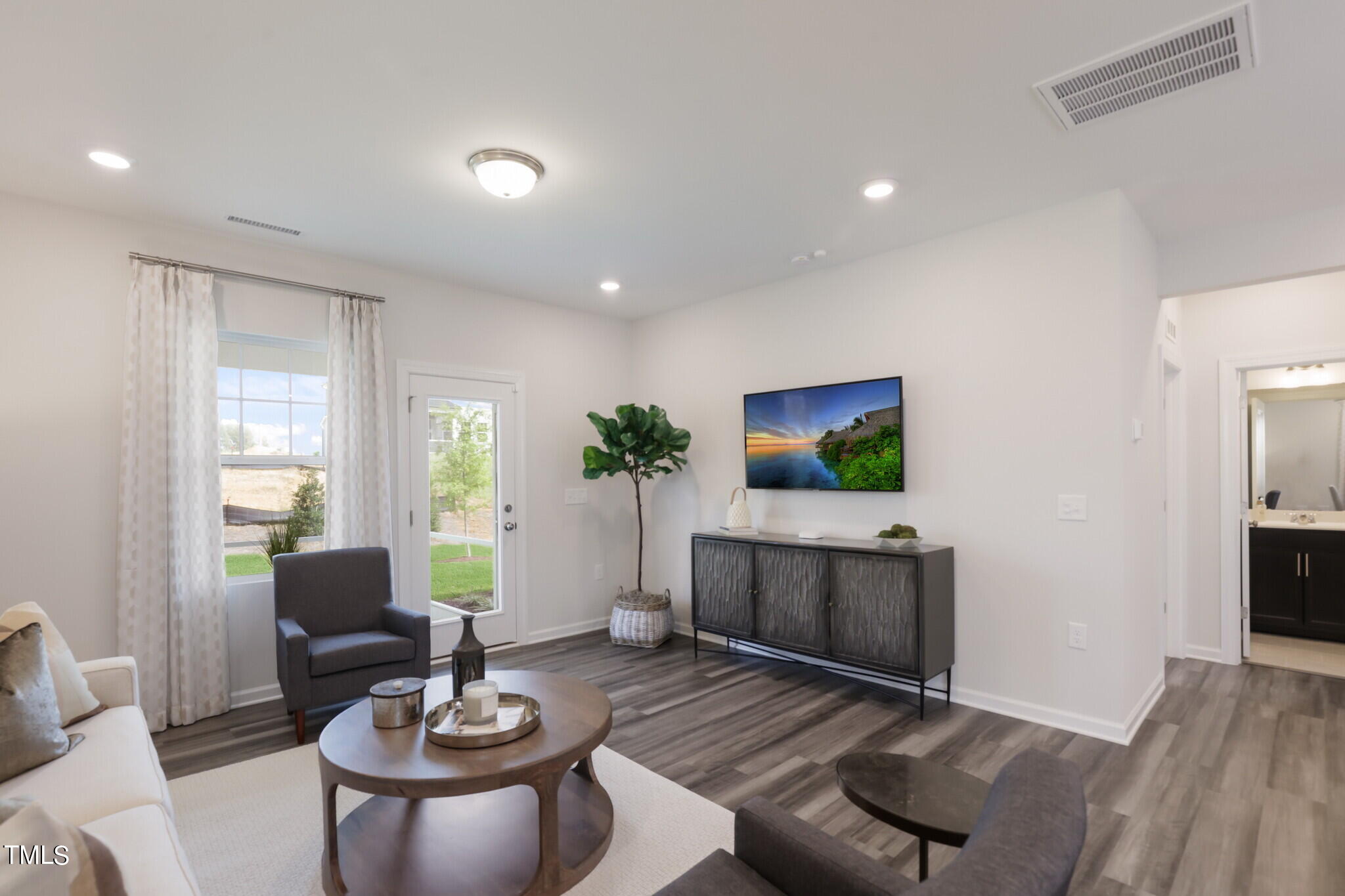 508 Hester Road Property Photo 10