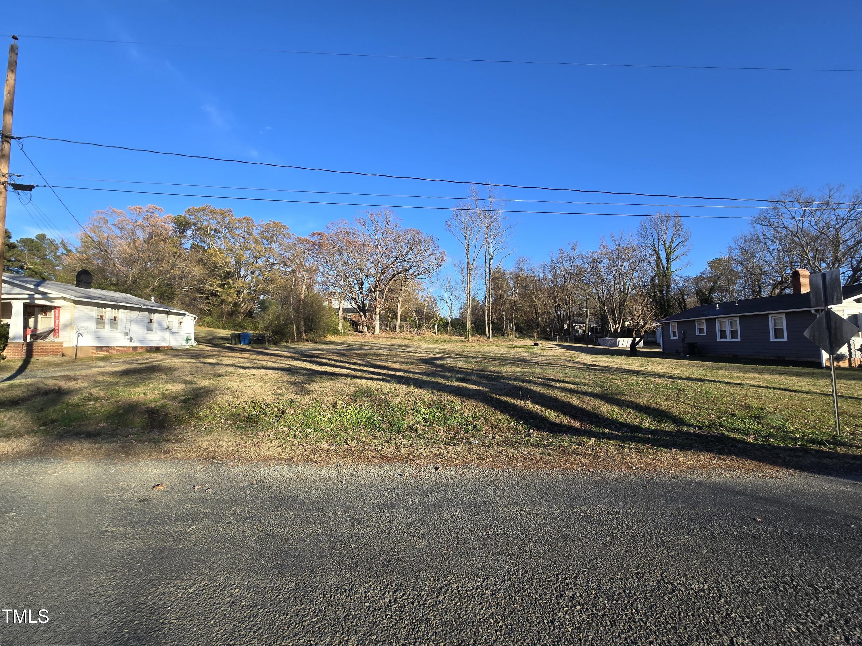Arey Spring Park Real Estate Listings Main Image