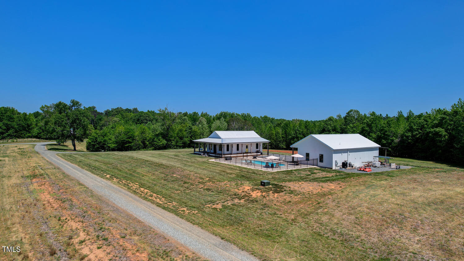 590 Gilliam Road Property Photo 2