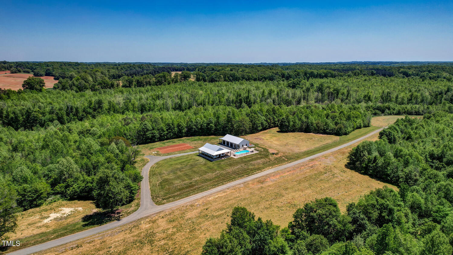 590 Gilliam Road Property Photo 5