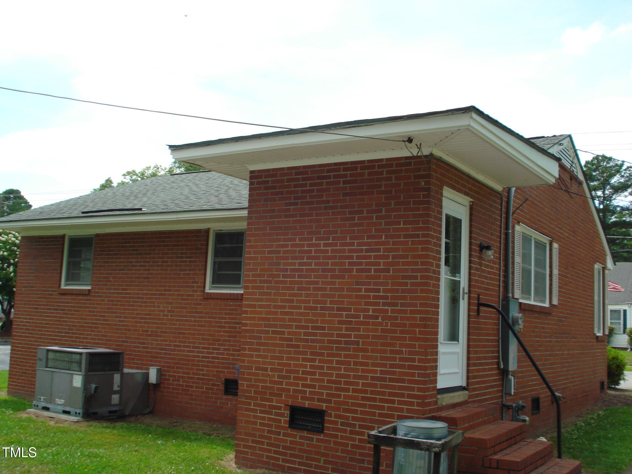608 N Ellis Avenue Property Photo 16