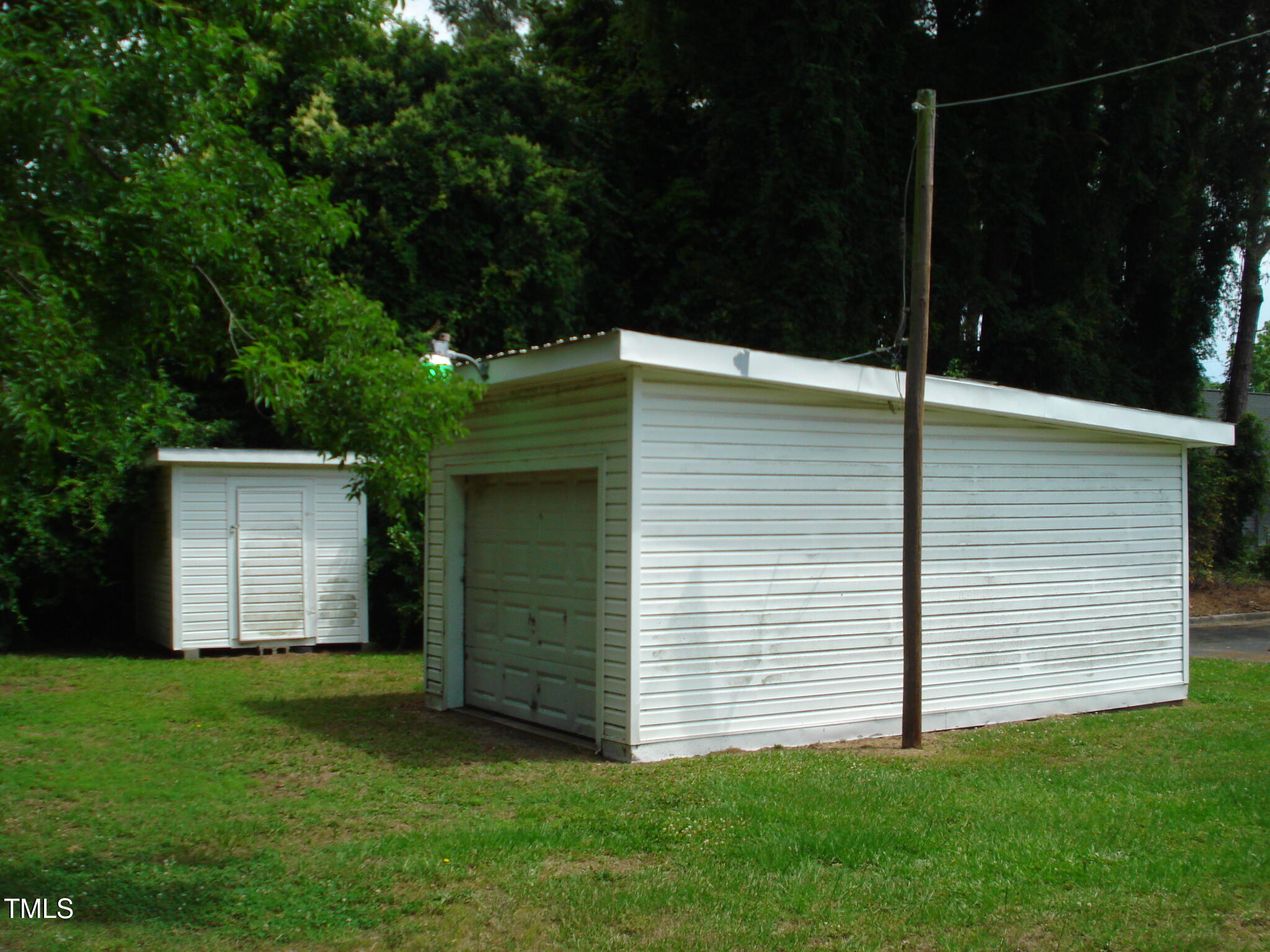 608 N Ellis Avenue Property Photo 20